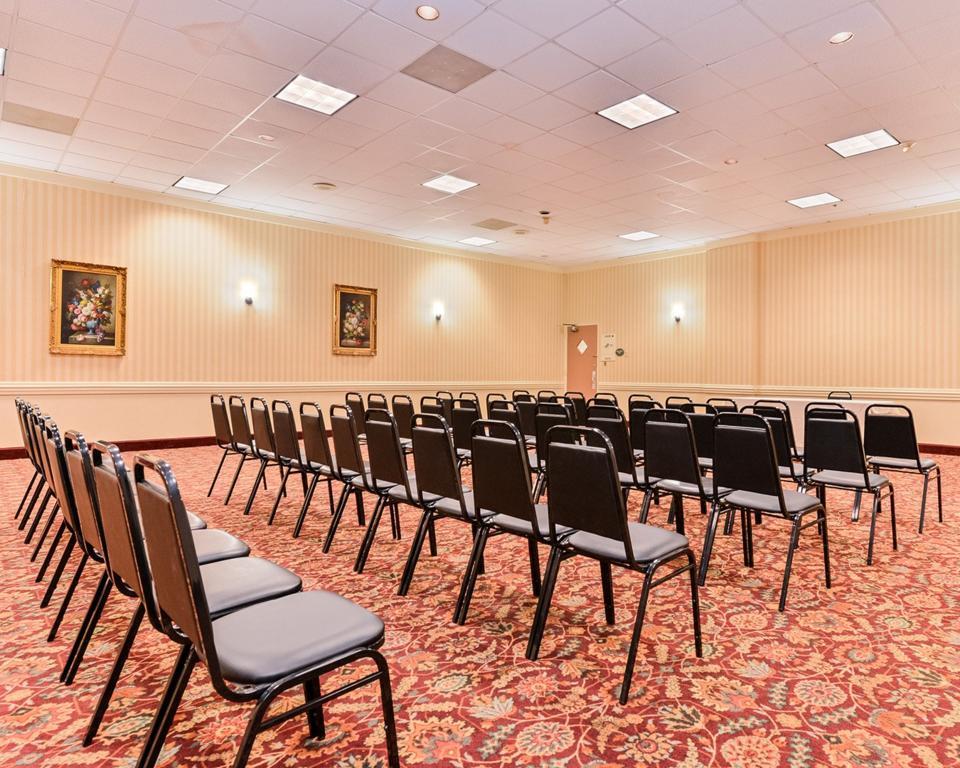 Quality Inn And Suites Conference Center Richmond Eksteriør billede