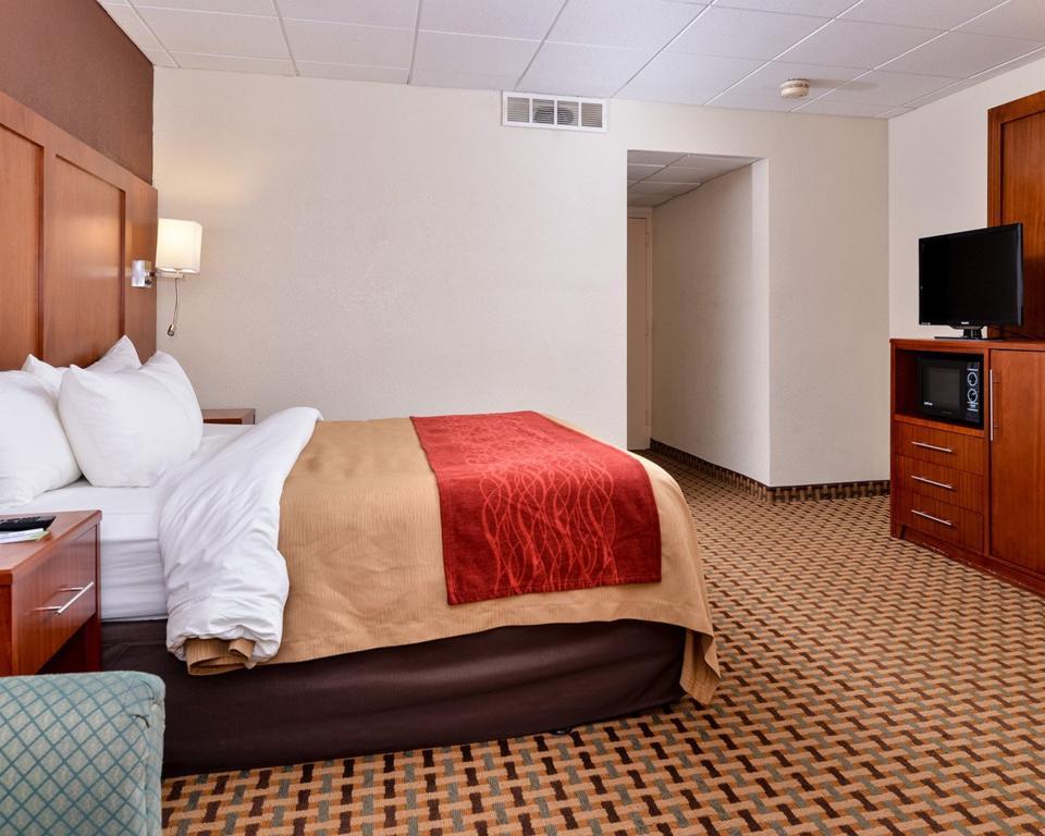 Quality Inn And Suites Conference Center Richmond Eksteriør billede