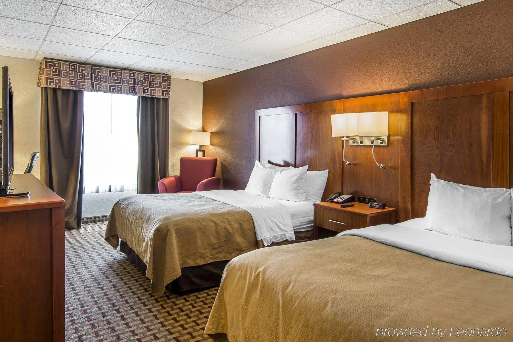 Quality Inn And Suites Conference Center Richmond Eksteriør billede