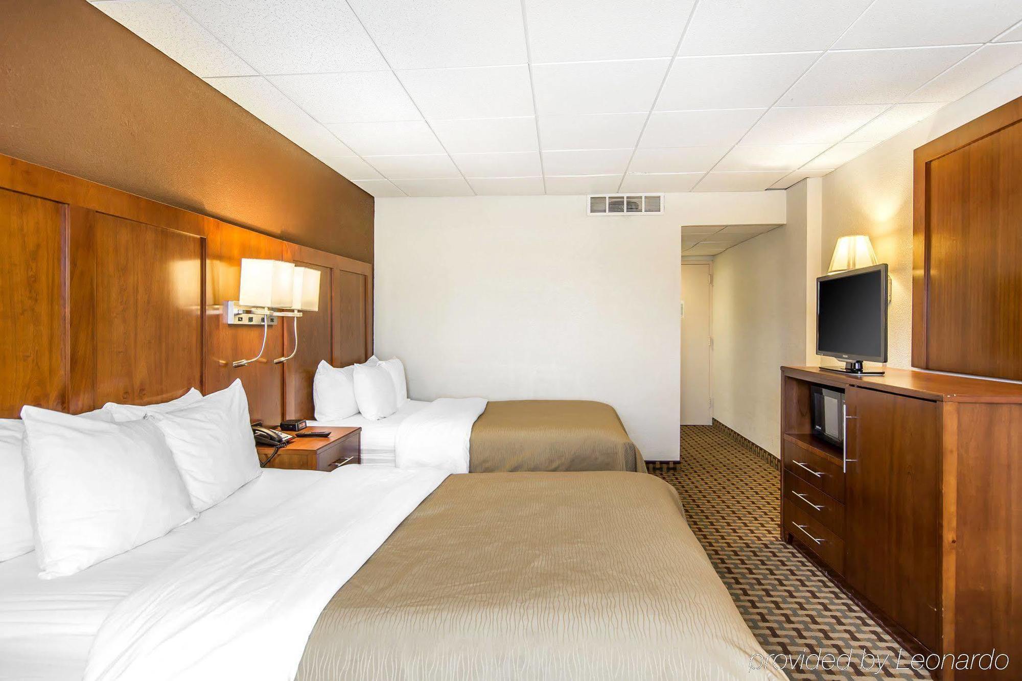 Quality Inn And Suites Conference Center Richmond Eksteriør billede