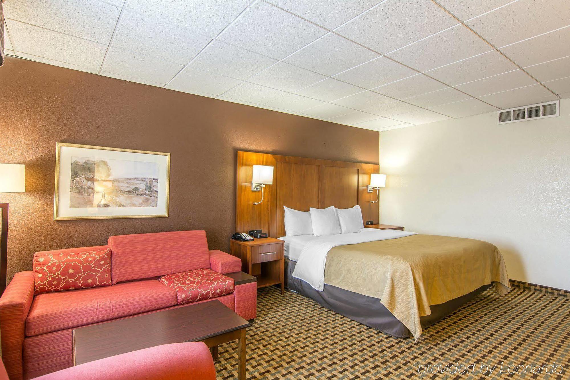 Quality Inn And Suites Conference Center Richmond Eksteriør billede