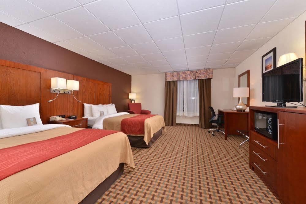 Quality Inn And Suites Conference Center Richmond Eksteriør billede
